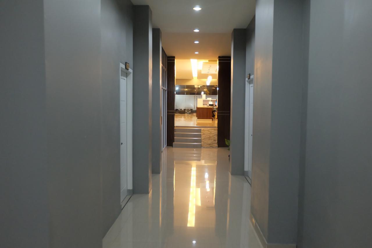 בנגקולו O.R 44 Hotel מראה חיצוני תמונה